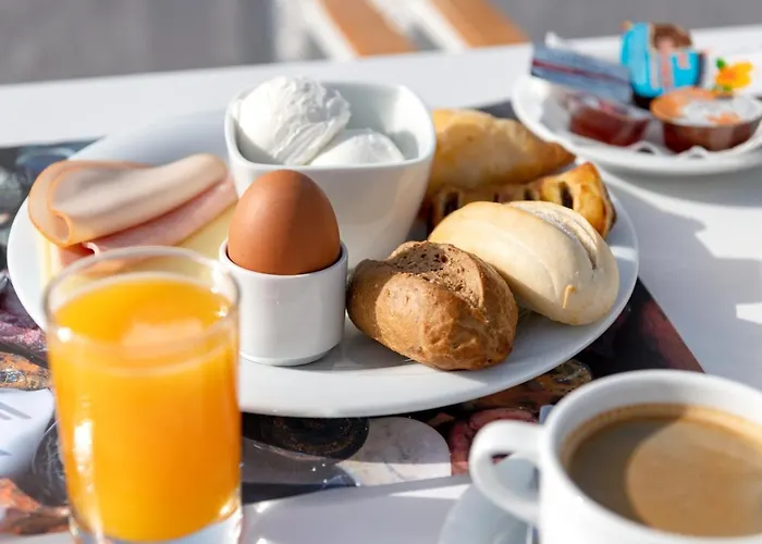 Hotel Lithos By Spyros & Flora 4*