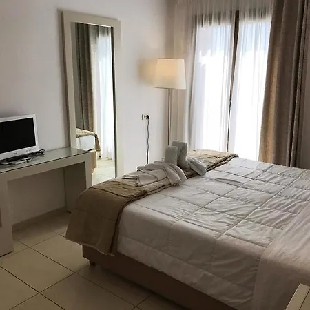 Lithos By Spyros & Flora Agios Ioannis Diakoftis