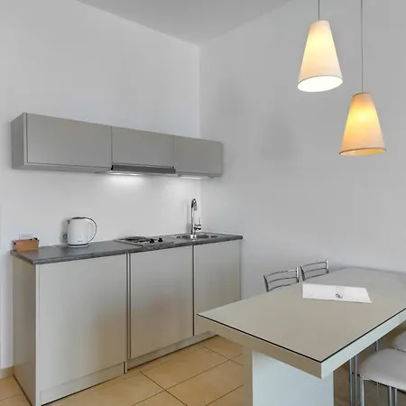 Otel Lithos By Spyros & Flora 4*