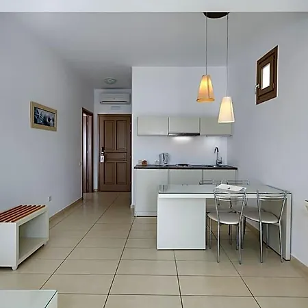 Hotel Lithos By Spyros & Flora