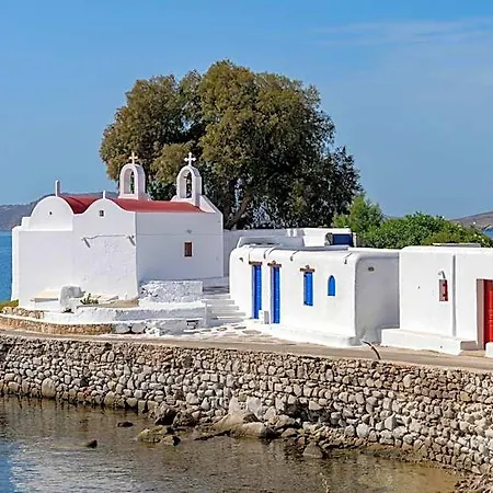 Hotel Lithos By Spyros & Flora 4*