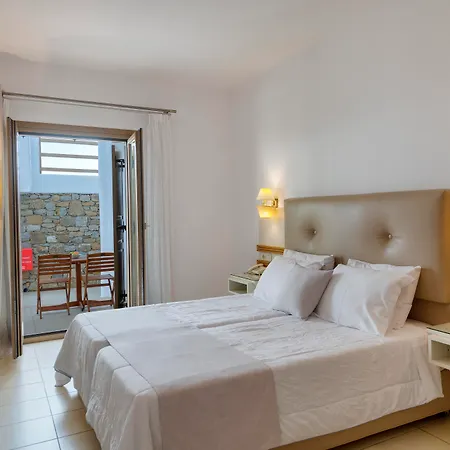 Hotel Lithos By Spyros & Flora 4*