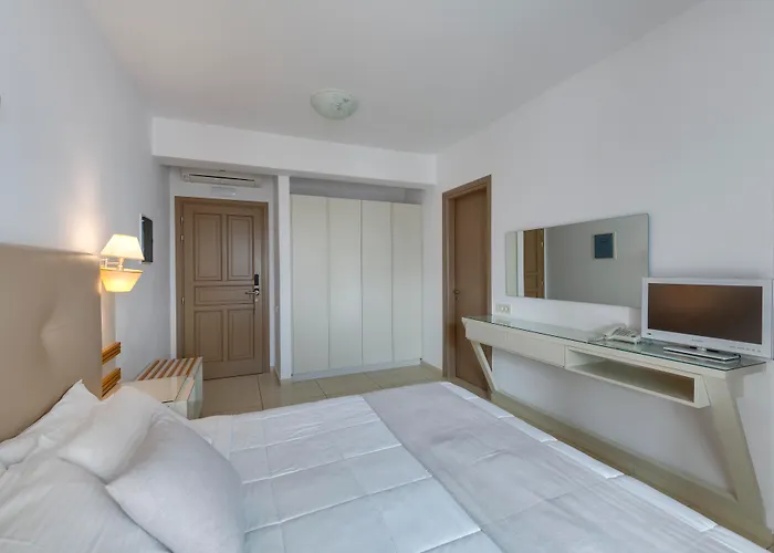 Lithos By Spyros & Flora 4* Agios Ioannis Diakoftis